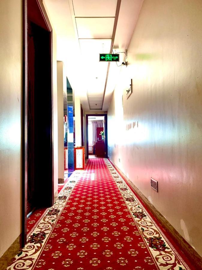 הו צ'י מין סיטי Van Ha Hotel מראה חיצוני תמונה